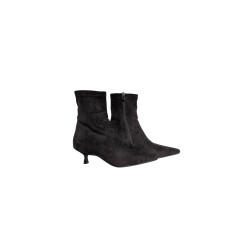 Bottines noires en daim