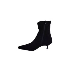 Bottines noires en daim