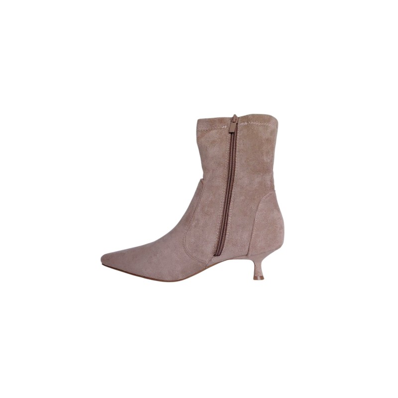 Bottines noires en daim